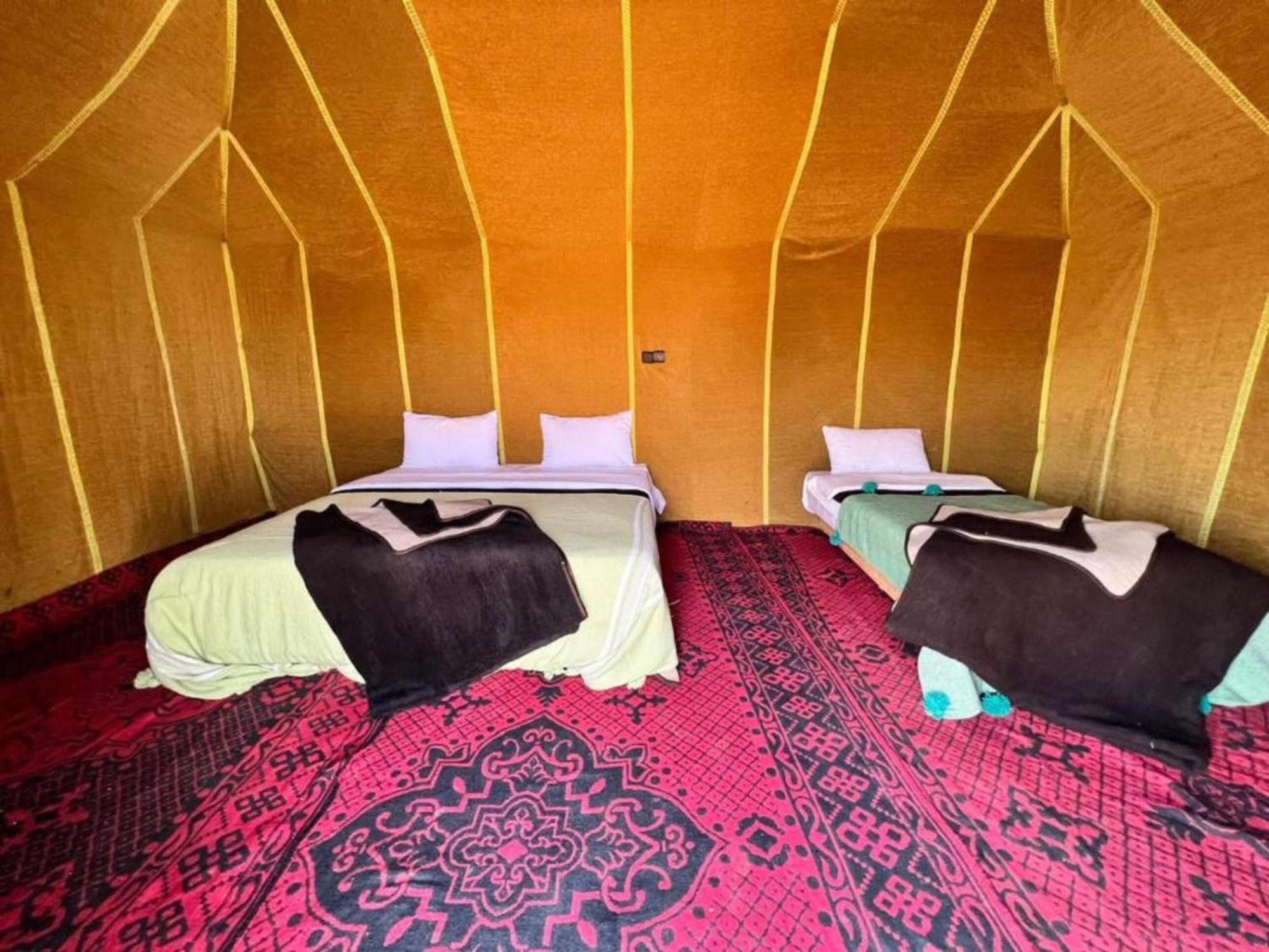 Camel Trekking Desert Camp 梅尔祖卡 外观 照片